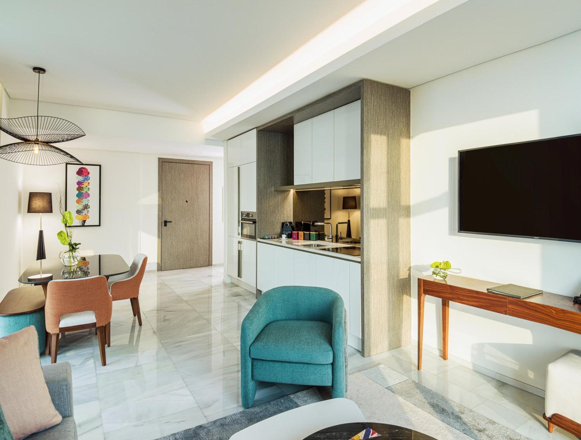 Th8 Palm Dubai Beach Resort, Vignette Collection By Ihg المظهر الخارجي الصورة